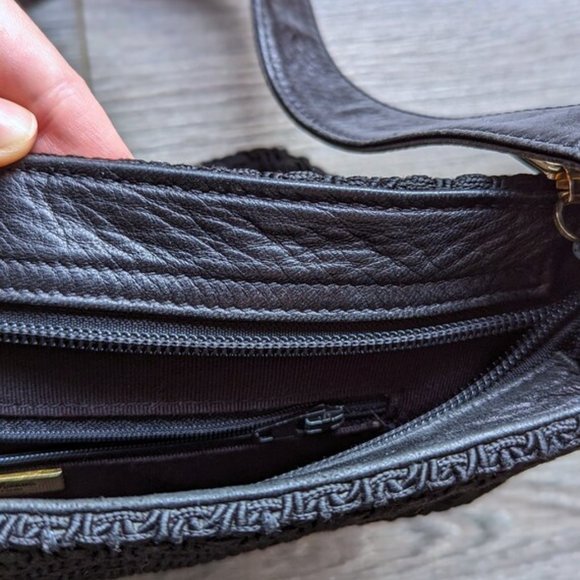 VINTAGE Leather & Woven Fabric Purse Black Shoulder Bag Whimsygoth Mesh 90s - Picture 6 of 10